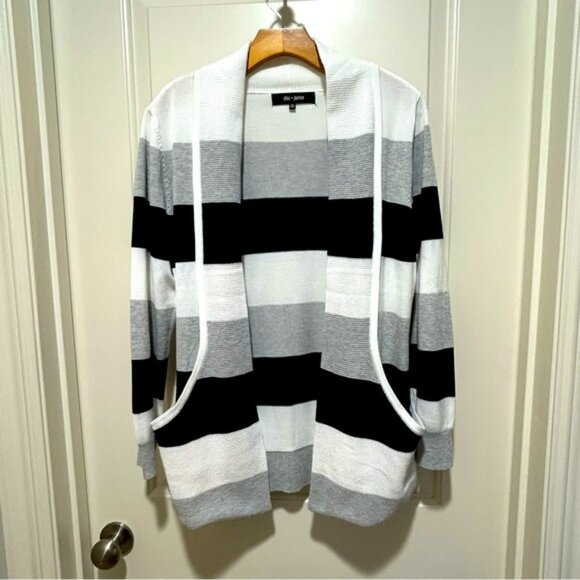 Chloe & Jasmine Black white and Gray Cardigan Sweater . Size M - Picture 1 of 10